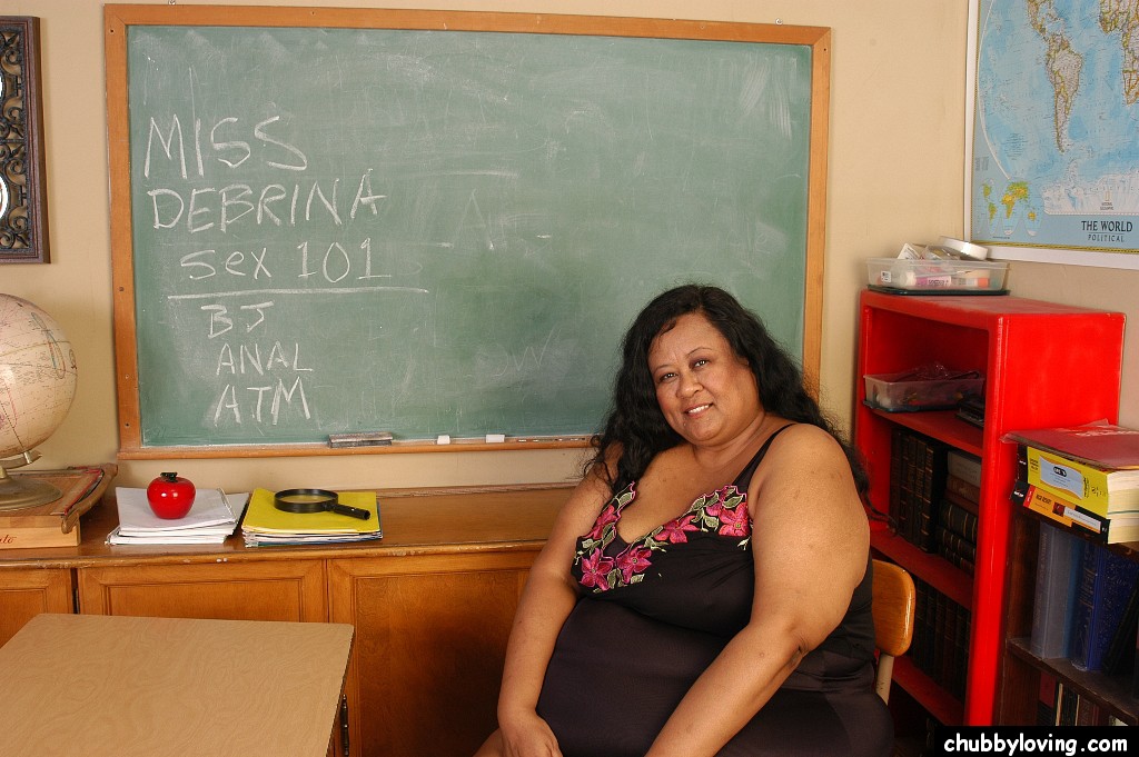 Fotos de professora gorda safada nua na sala de aula